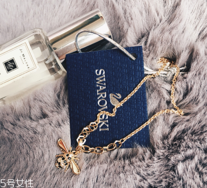 施華洛世奇小蜜蜂手鏈多少錢？