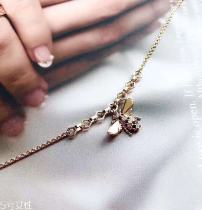 施華洛世奇小蜜蜂手鏈多少錢？