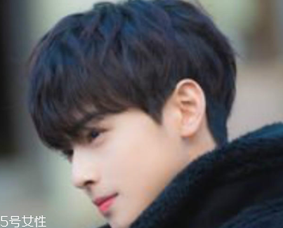 男士怎么樣設(shè)計發(fā)型好看？4款帥氣穩(wěn)重發(fā)型