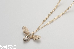 施華洛世奇小蜜蜂項(xiàng)鏈多少錢？