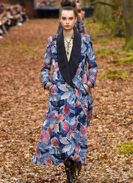 chanel香奈兒2018秋冬系列好看嗎_有哪些款式？