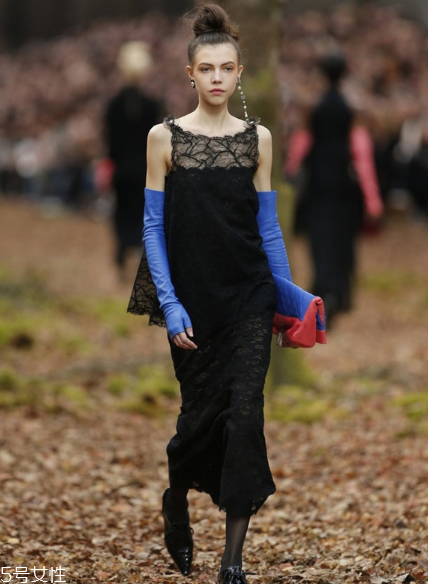 chanel香奈兒2018秋冬系列好看嗎_有哪些款式？