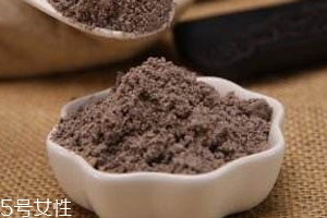 黑豆粉的功效與作用 黑豆粉的功效與作用