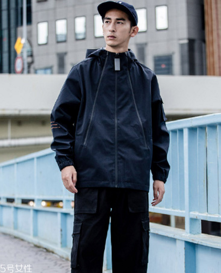 男生春天穿什么外套好看？解救穿搭難題
