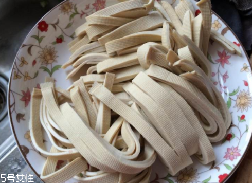 豆腐皮泡一天能吃嗎？泡太軟口感不好