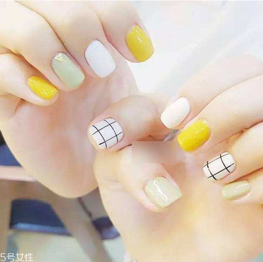美甲圖片2022新款式純色跳色 簡約又時尚 美甲圖片2022新款式純色跳色 簡約又時尚