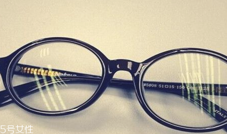 美瞳的度數(shù)怎么選 有顏色的隱形眼鏡 美瞳的度數(shù)怎么選 有顏色的隱形眼鏡