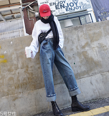 牛仔褲穿穿會(huì)變松嗎？牛仔褲都是有彈性的