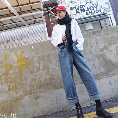 牛仔褲穿著掉色怎么辦？輕度掉色是正常的