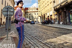 牛仔褲被刮了怎么辦？破洞巧妙修補(bǔ)方法