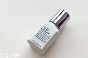 雅詩蘭黛線雕精華和小棕瓶哪個(gè)好？一起使用效果佳