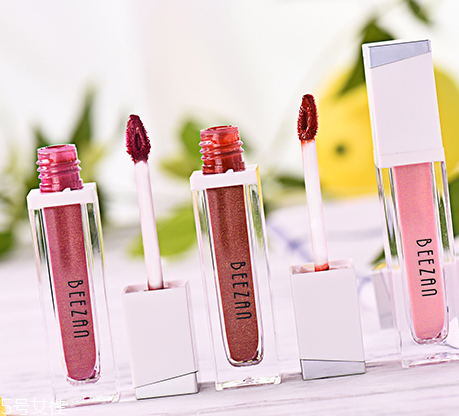 染唇液怎么卸干凈 棉簽輔助卸妝安全無(wú)殘留 染唇液怎么卸干凈 棉簽輔助卸妝安全無(wú)殘留