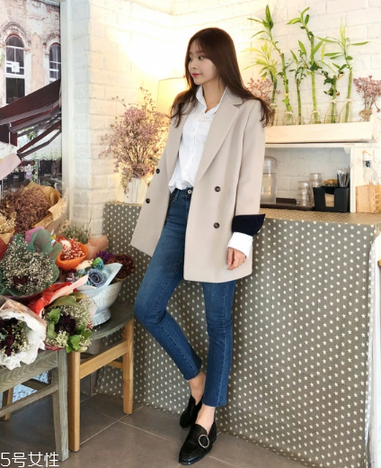 雙排扣西裝怎么搭配？盡顯帥氣女王范兒