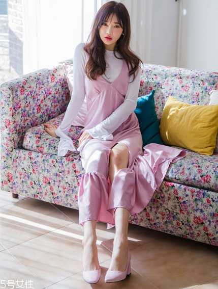 圓頭高跟鞋怎么搭配？顯高又淑女