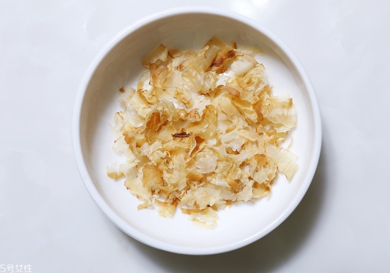 柴魚是什么魚 柴魚片怎么來的 柴魚是什么魚 柴魚片怎么來的