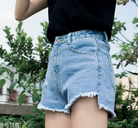 腿粗的女生適合穿什么？顯瘦又好看的穿搭