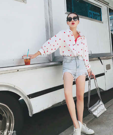 腿粗的女生適合穿什么？顯瘦又好看的穿搭