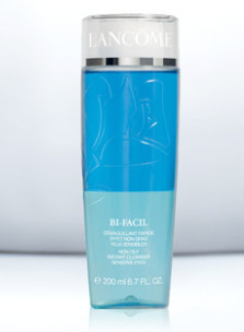 卸眼妝眼睛刺痛怎么辦？5款溫和不刺激的眼部卸妝推薦