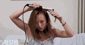 復(fù)古卷發(fā)什么顏色好看？小卷發(fā)黑色顯老