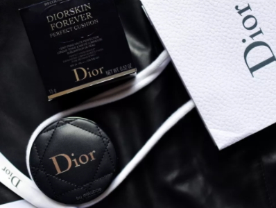 迪奧2018年皮革氣墊色號(hào)試色 迪奧2018年皮革氣墊色號(hào)試色