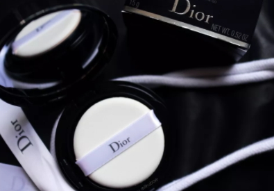 迪奧2018年皮革氣墊色號(hào)試色 迪奧2018年皮革氣墊色號(hào)試色