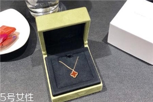 梵克雅寶屬于奢侈品嗎？名流貴族追捧的頂級(jí)珠寶