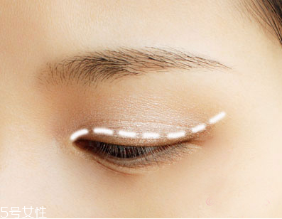 韓式裸妝化妝步驟圖解 上班族女性淡妝的畫法 韓式裸妝化妝步驟圖解 上班族女性淡妝的畫法