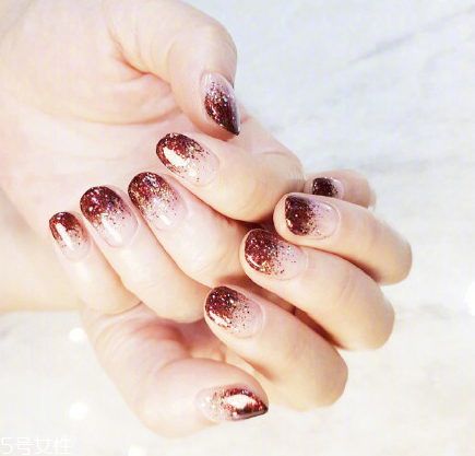 2018最新氣質(zhì)美甲圖片紅色系推薦 年輕女生紅色系美甲圖片 2018最新氣質(zhì)美甲圖片紅色系推薦 年輕女生紅色系美甲圖片