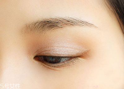 韓式裸妝化妝步驟圖解 上班族女性淡妝的畫法 韓式裸妝化妝步驟圖解 上班族女性淡妝的畫法