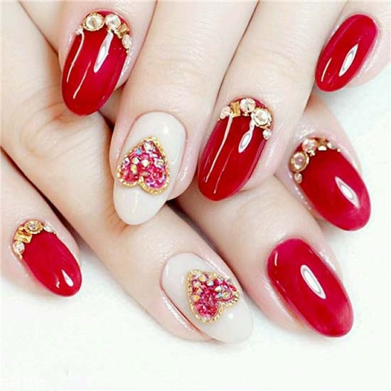2018最新氣質(zhì)美甲圖片紅色系推薦 年輕女生紅色系美甲圖片 2018最新氣質(zhì)美甲圖片紅色系推薦 年輕女生紅色系美甲圖片