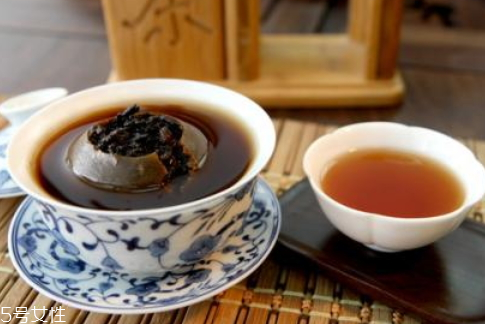 陳皮能和茶葉一起喝嗎 老少皆宜 陳皮能和茶葉一起喝嗎 老少皆宜