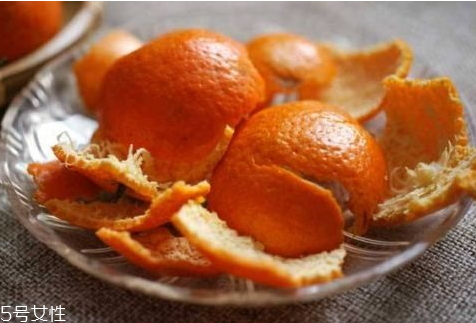 橘子皮是涼性還是熱性 味辛性溫 橘子皮是涼性還是熱性 味辛性溫