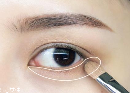 拍證件照可以化妝嗎 證件照化妝教程圖解 拍證件照可以化妝嗎 證件照化妝教程圖解