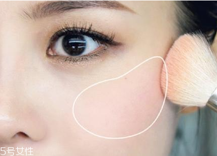 拍證件照可以化妝嗎 證件照化妝教程圖解 拍證件照可以化妝嗎 證件照化妝教程圖解