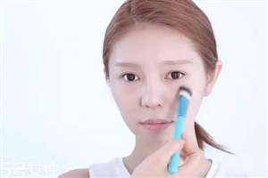 高光用在化妝的哪一步 不會化妝的妹子新手教程分享 高光用在化妝的哪一步 不會化妝的妹子新手教程分享