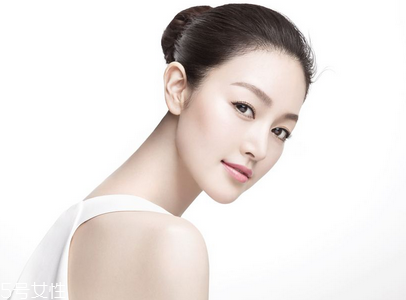 化妝品過敏臉腫了了怎么辦 立即停止化妝 化妝品過敏臉腫了了怎么辦 立即停止化妝