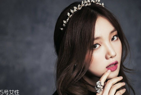 修容棒用在化妝的第幾步 化妝步驟的先后順序 修容棒用在化妝的第幾步 化妝步驟的先后順序