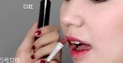 化妝步驟的正確步驟 新手化妝需要的基本用品 化妝步驟的正確步驟 新手化妝需要的基本用品