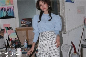 波點裙搭配什么上衣？復(fù)古混搭風(fēng)女王