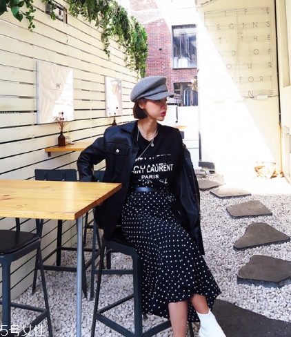 波點裙搭配什么上衣？復(fù)古混搭風(fēng)女王
