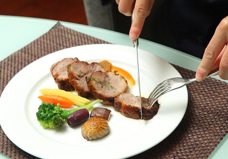 中西日餐桌禮儀差異對(duì)比 中西日餐桌禮儀差異對(duì)比