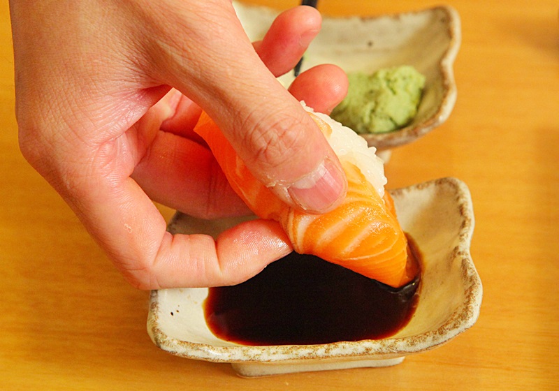 中西日餐桌禮儀差異對(duì)比 中西日餐桌禮儀差異對(duì)比