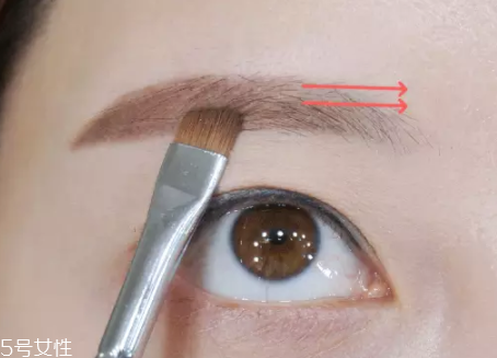 眉毛短怎么變長(zhǎng)？畫(huà)眉大法拯救短眉星人