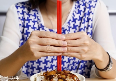 用筷子的禁忌與忌諱 用筷子的禁忌與忌諱