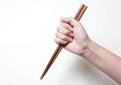 用筷子的禁忌與忌諱 用筷子的禁忌與忌諱