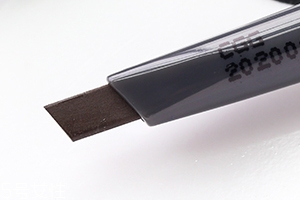 砍刀眉筆怎么畫眉毛？4個(gè)步驟新手也能輕松畫眉