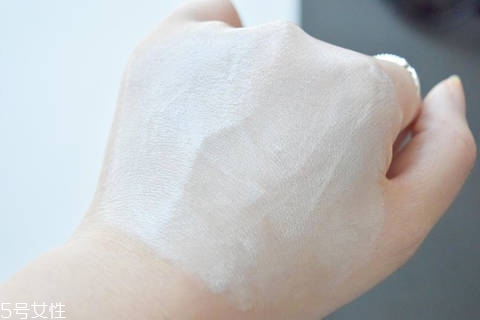 素顏霜適合哪個(gè)年齡段用 dr.jart v7素顏霜真假辨別方法 素顏霜適合哪個(gè)年齡段用 dr.jart v7素顏霜真假辨別方法