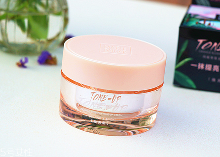 謎尚素顏霜和瑪麗黛佳素顏霜比較 讓你瞬間變漂亮 謎尚素顏霜和瑪麗黛佳素顏霜比較 讓你瞬間變漂亮