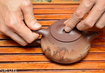 茶壺怎么養(yǎng)及挑選 茶壺怎么養(yǎng)及挑選