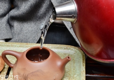 茶壺怎么養(yǎng)及挑選 茶壺怎么養(yǎng)及挑選